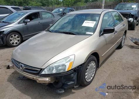 2007 Honda Accord 2.4 Vp z USA, uszkodzony, nr VIN 1HGCM56197A135790